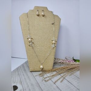 Elegant .925  Silver and Pearl Necklace Set.